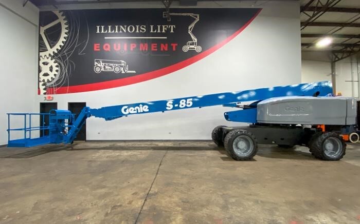 2013 GENIE S85 in Cary, IL