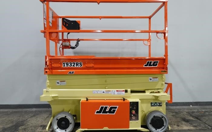 2014 JLG 1932RS in Cary, IL