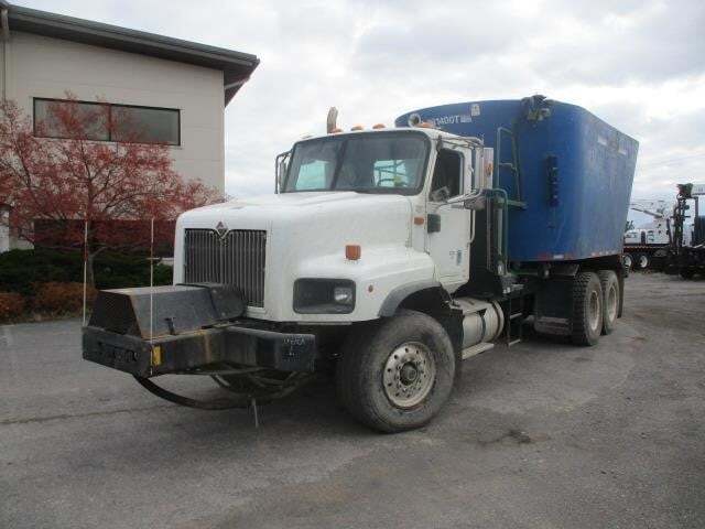 2009 SUPREME INTL 1400T in Caledonia, NY