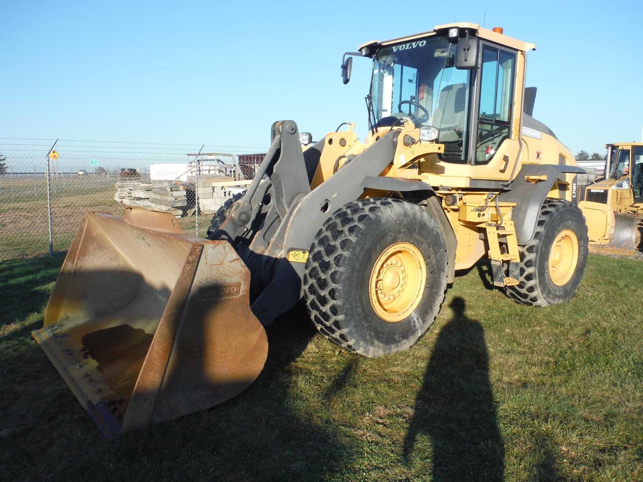 2015 VOLVO L70H in Milton, PA