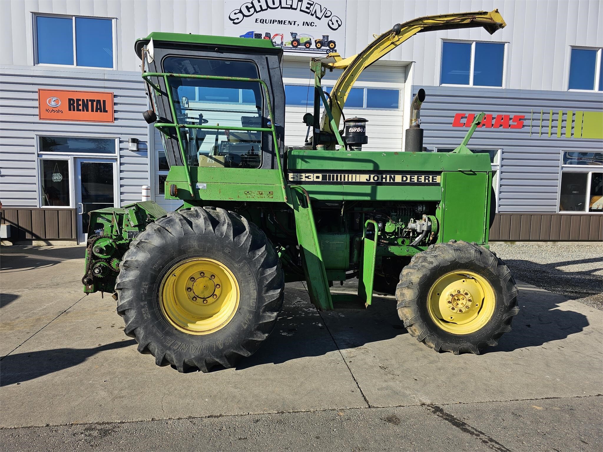 1991 JOHN DEERE 5830 in Lynden, WA