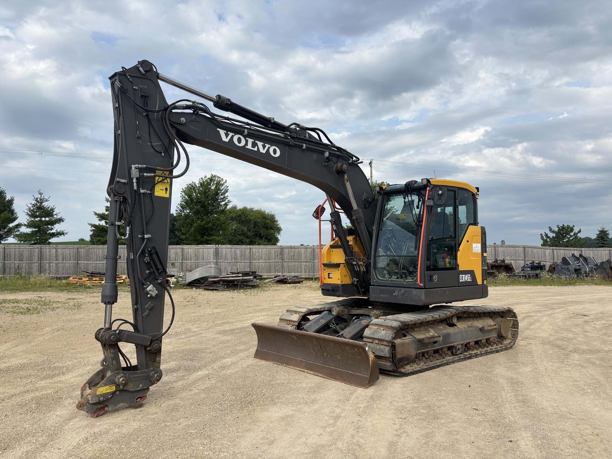 2023 VOLVO ECR145EL in Butler, WI