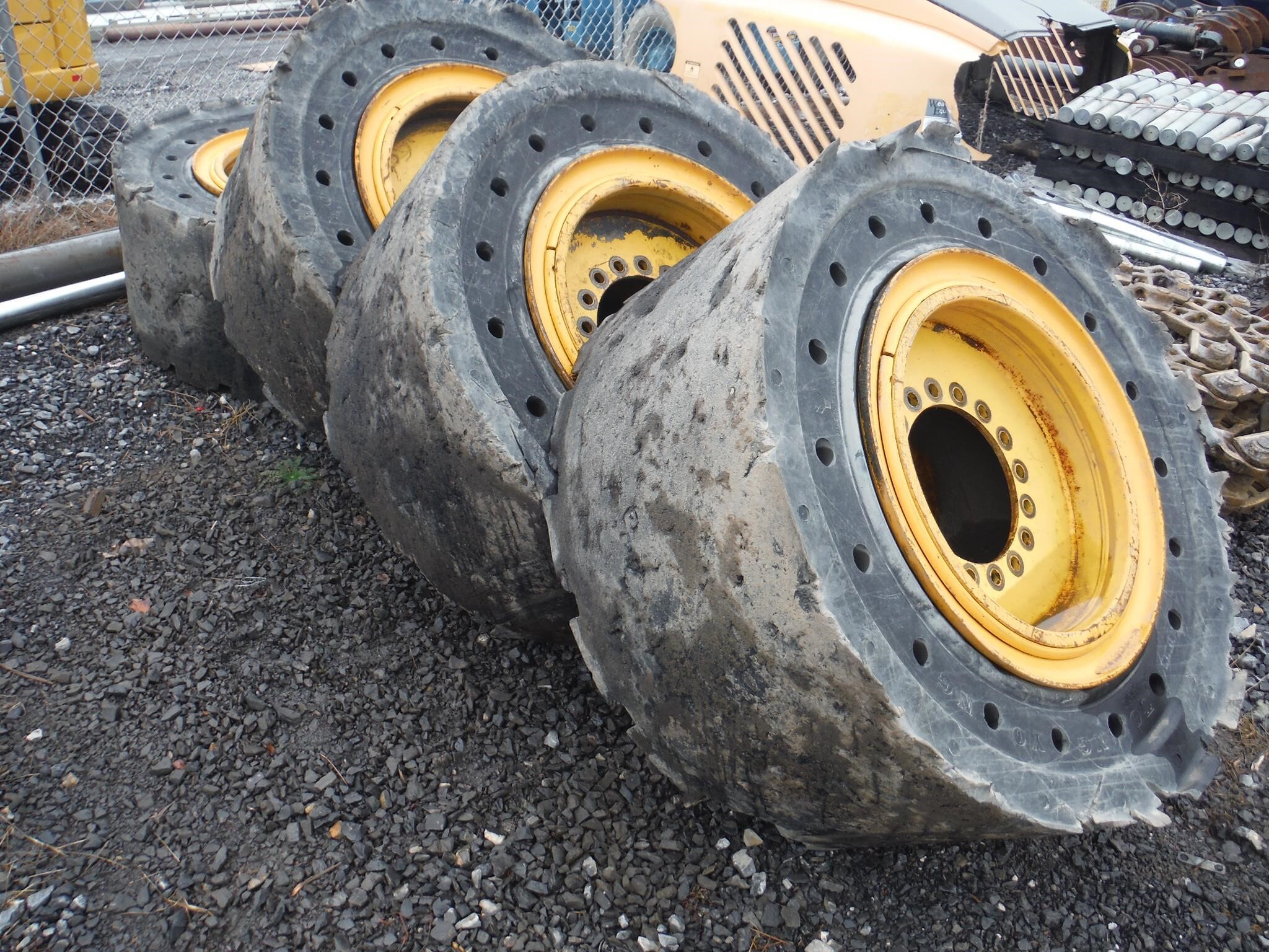 TONG YONG Attachment in Milton, PA