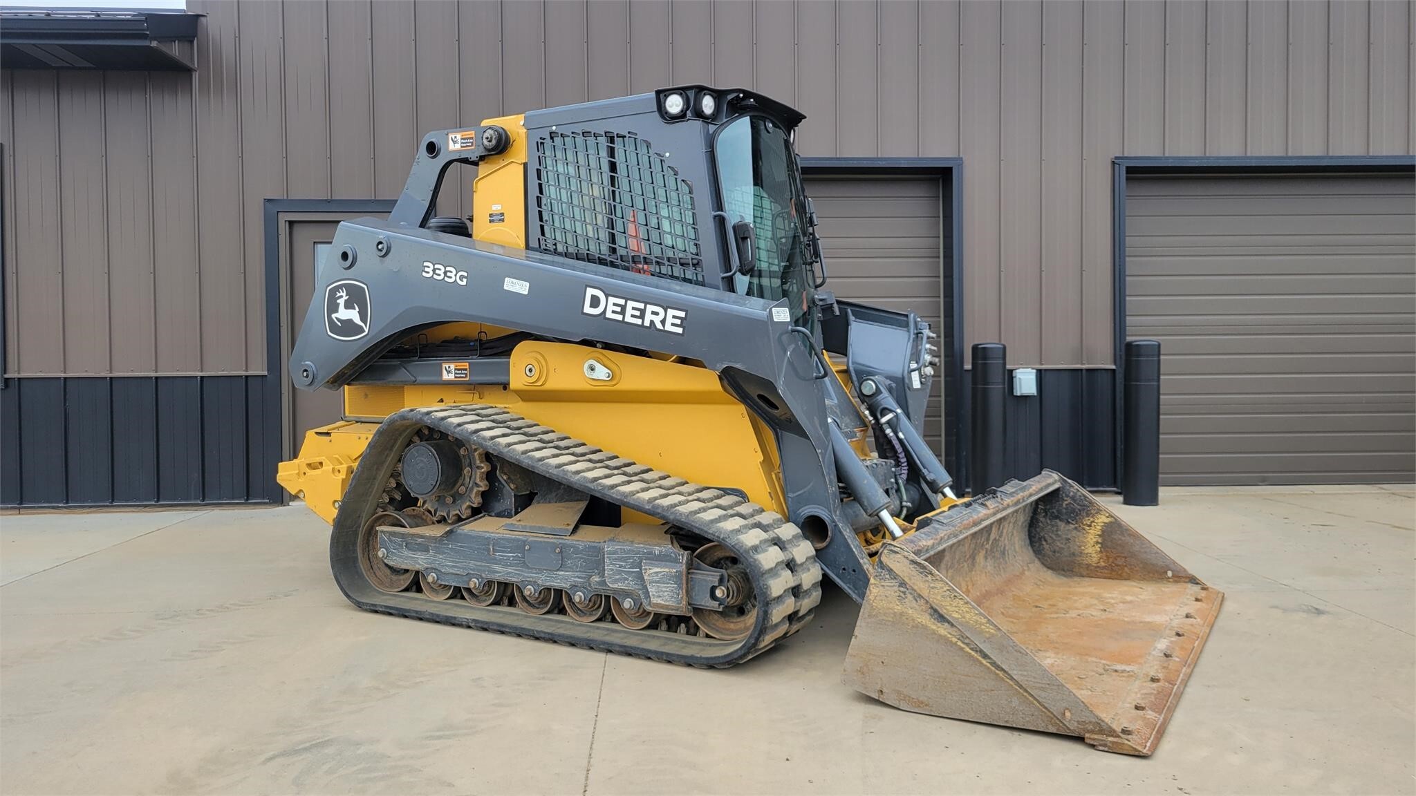 2023 DEERE 333G in Gary, SD