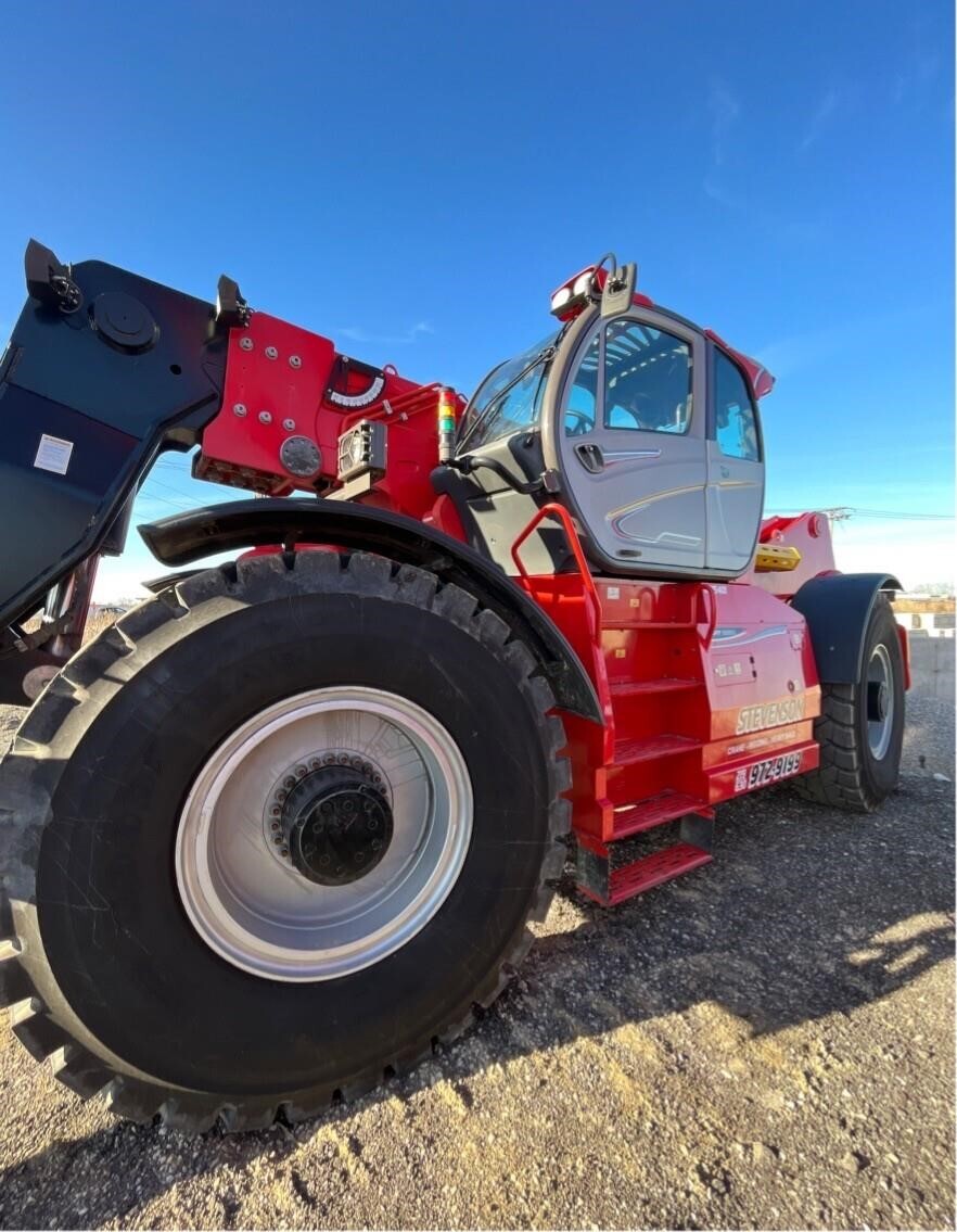 2021 MANITOU MHT12330 in Bolingbrook, IL
