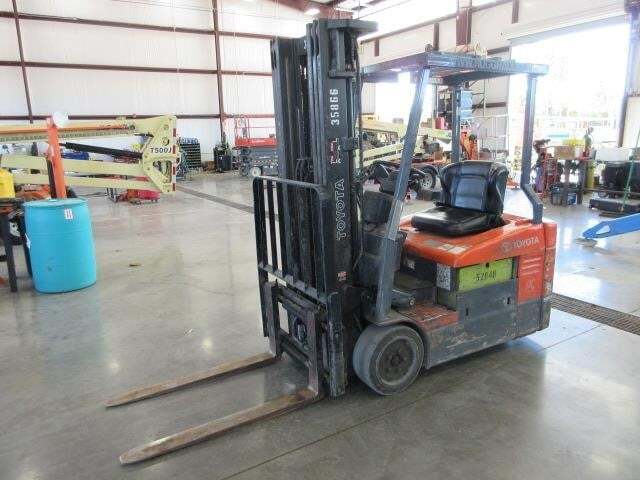 2014 TOYOTA 7FBEU18 in Toledo, OH