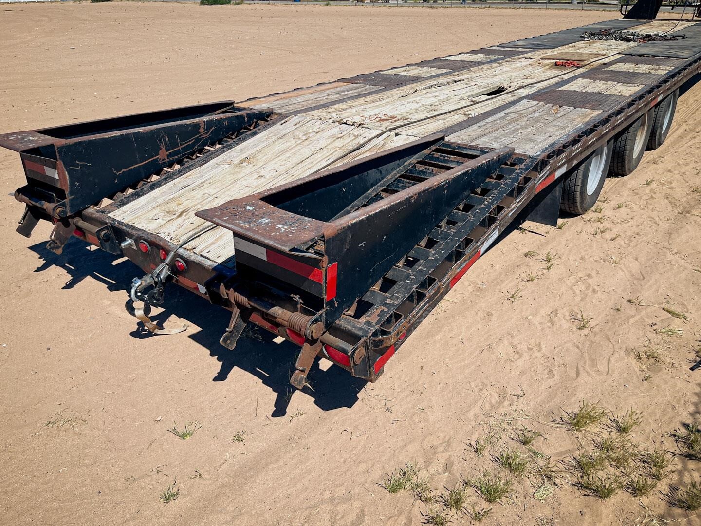 1997 BIG TEX TRAILERS 36FT GOOSENECK in Fontana, CA