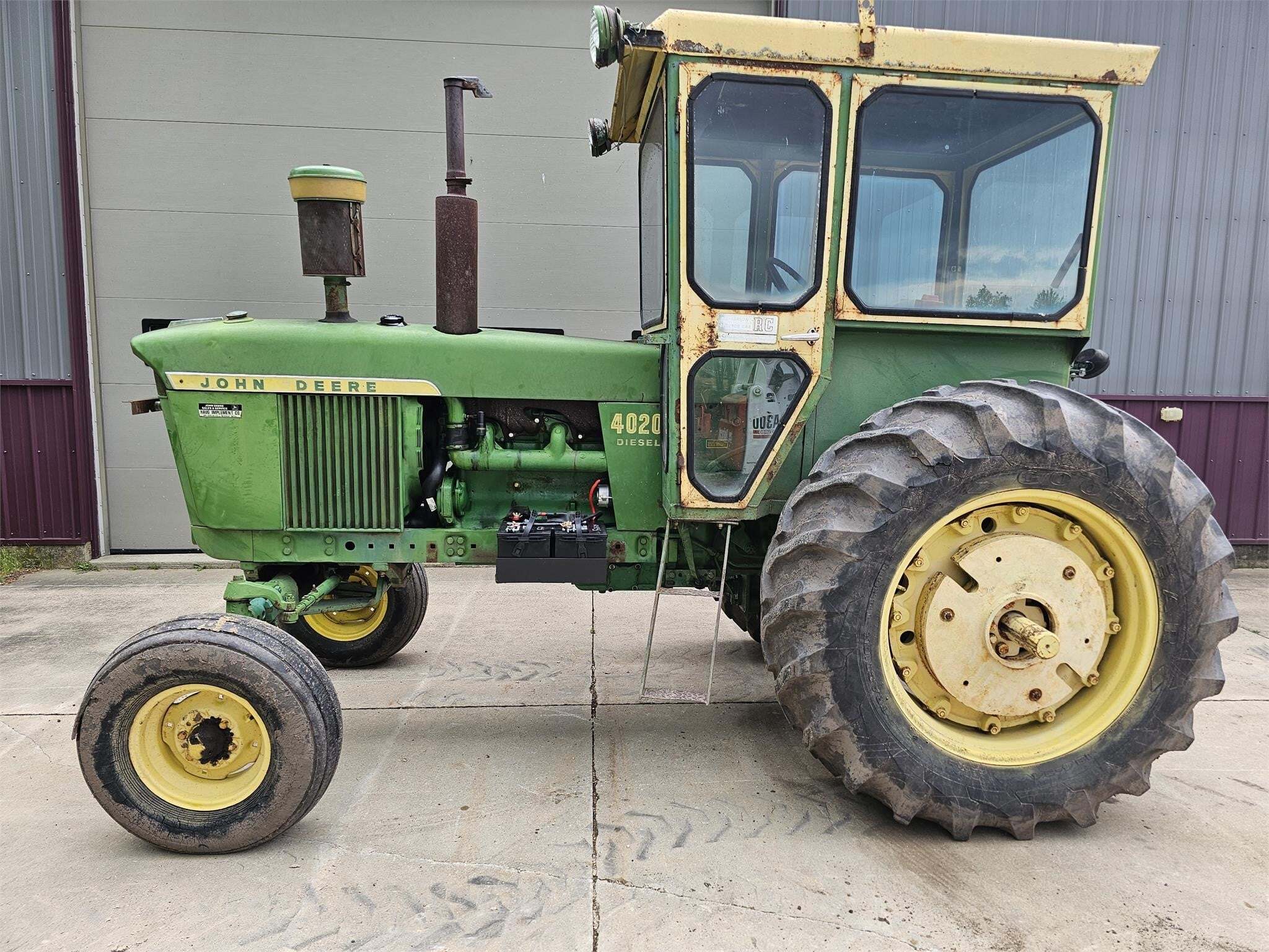 1967 JOHN DEERE 4020 in Caledonia, MN