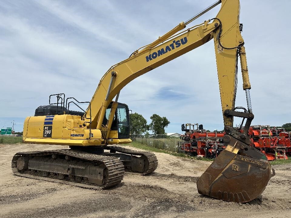 2017 KOMATSU PC290 LC in Shakopee, MN