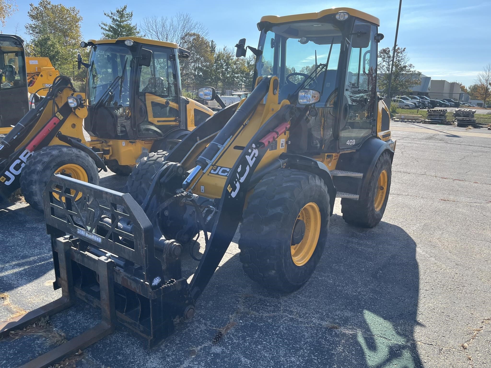 2021 JCB 409 in St Peters, MO