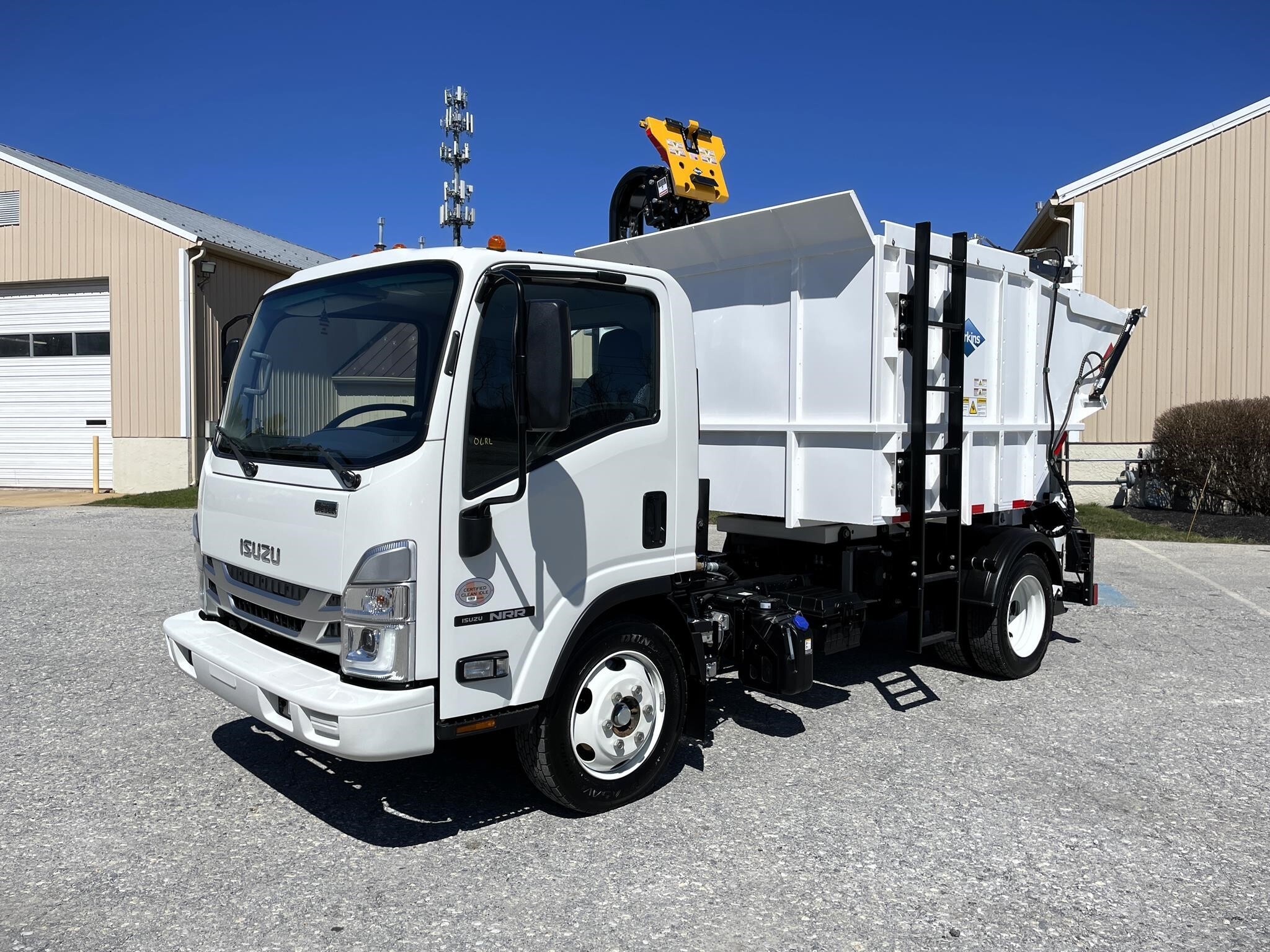 2024 ISUZU NRR in Honey Brook, PA
