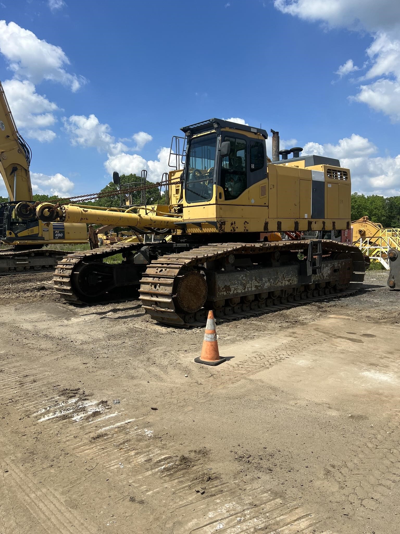 KOMATSU PC1250 in Lumberton, NJ