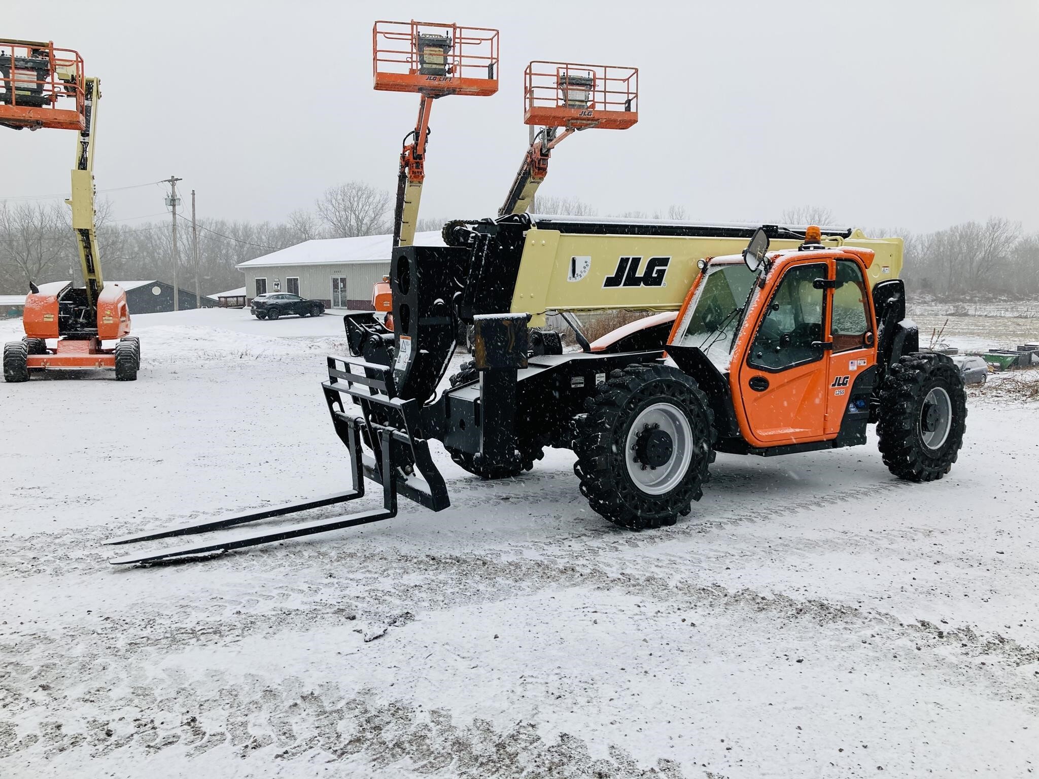 2015 JLG 1255 in Batavia, NY
