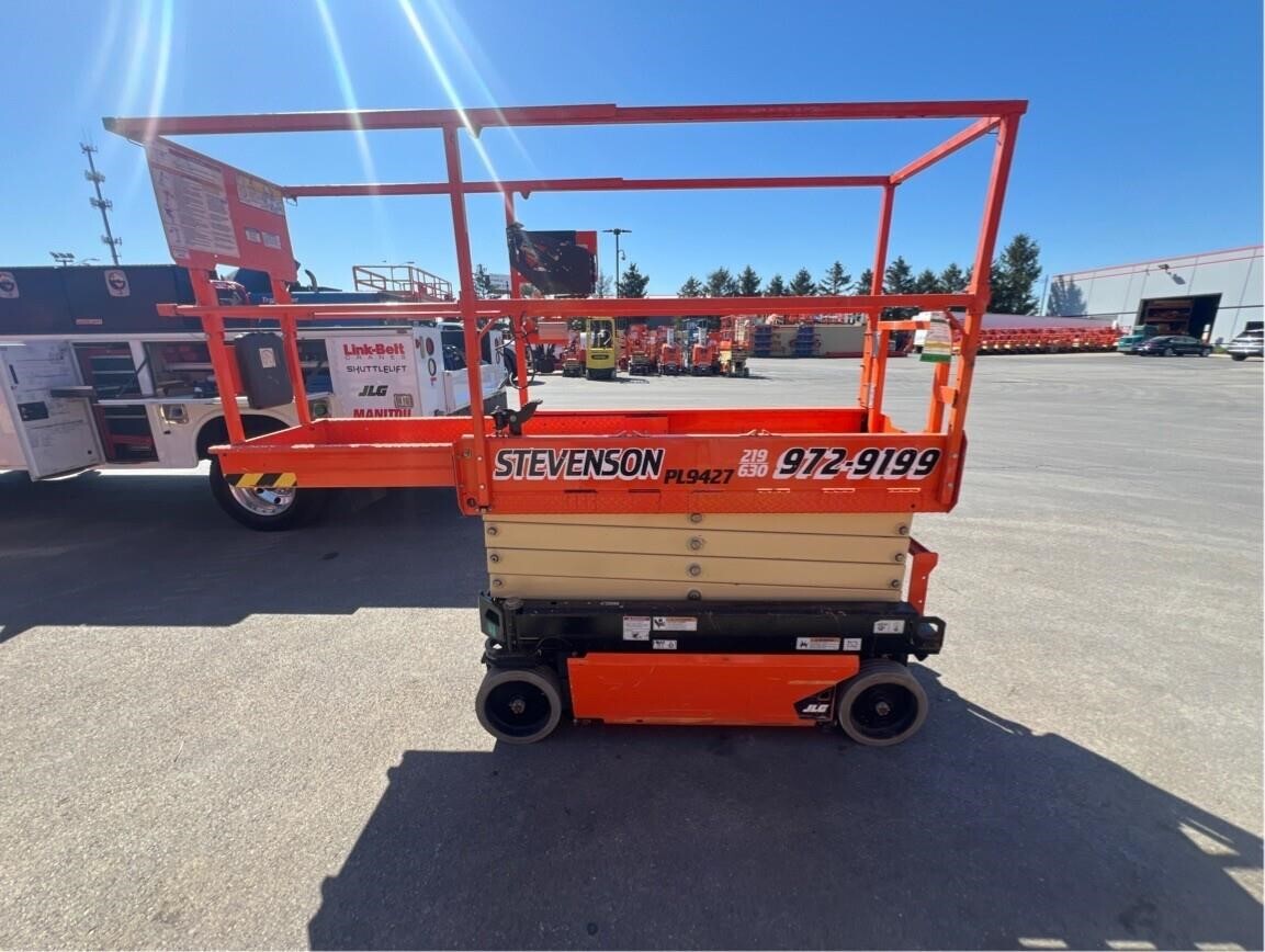 2021 JLG R1932i in Bolingbrook, IL