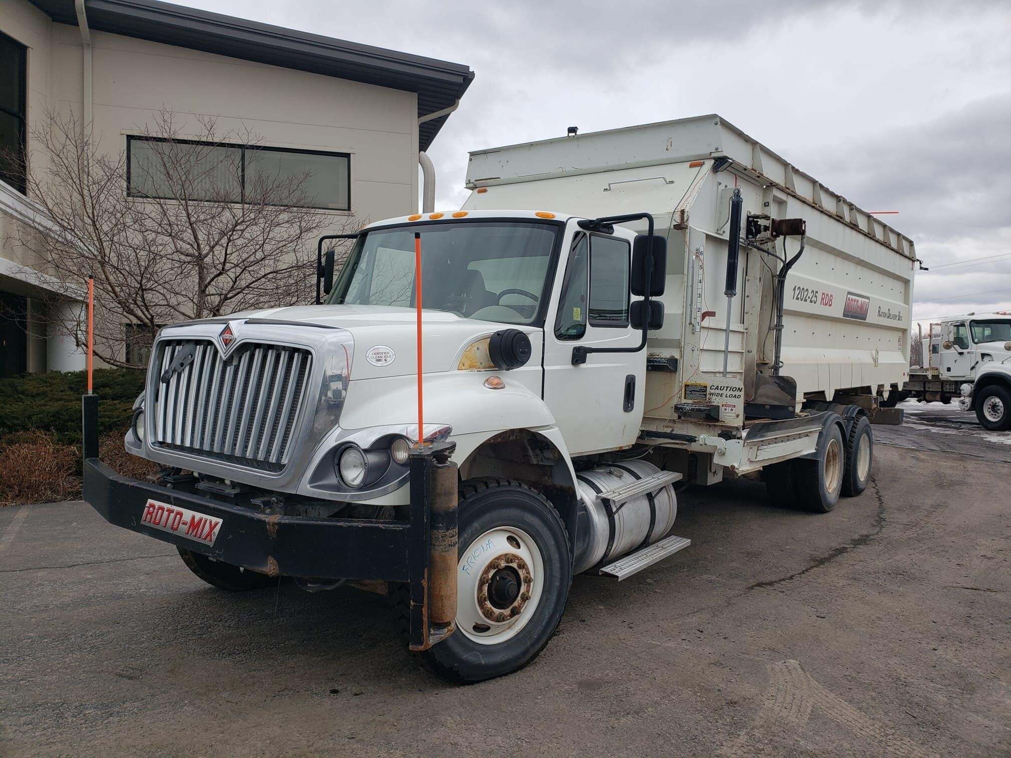 2018 INTERNATIONAL WORKSTAR 7400 in Caledonia, NY