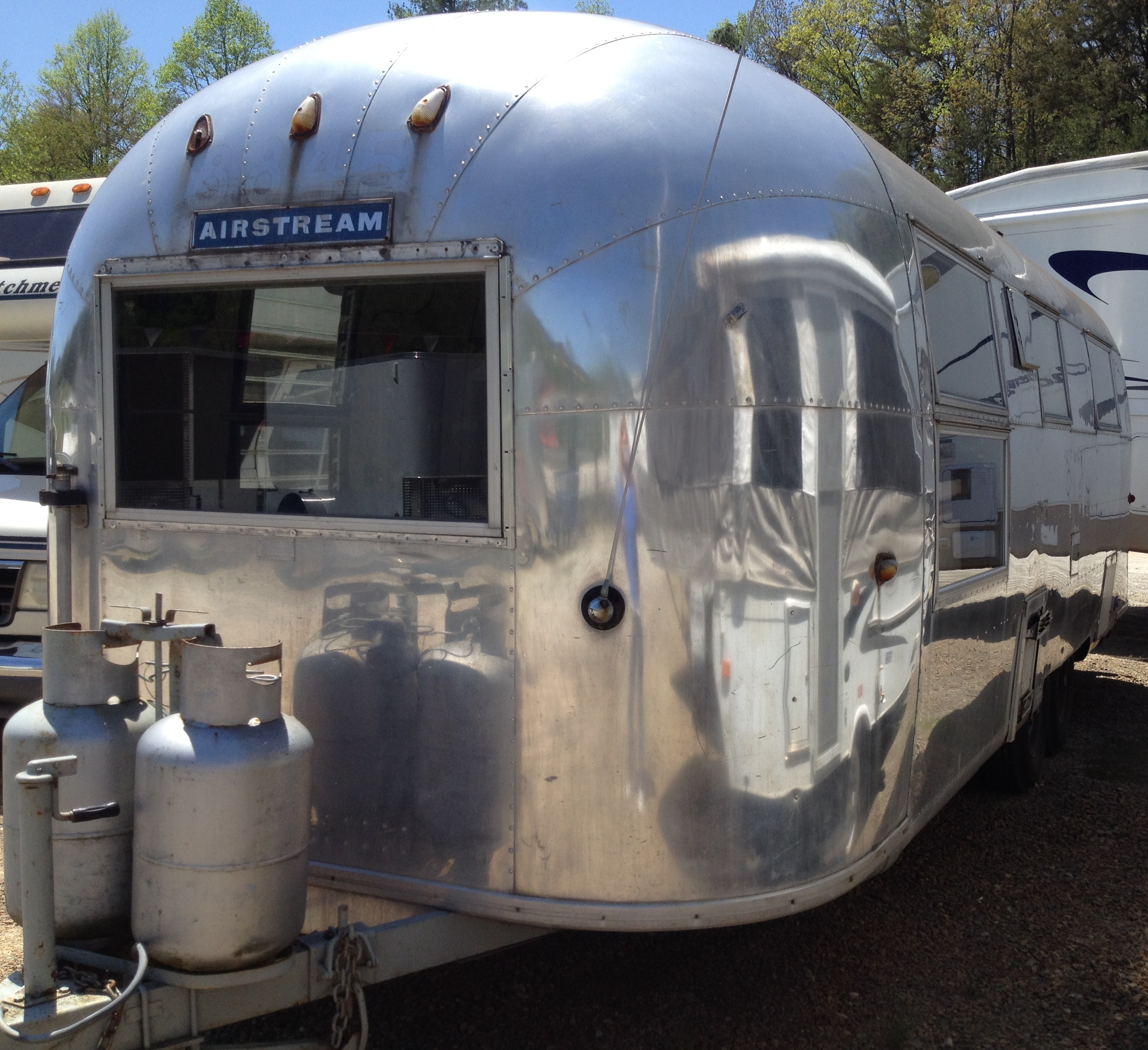 1963 Airstream INTERNATIONAL LAND YACHT SERIES OVERLANDER in otto NC