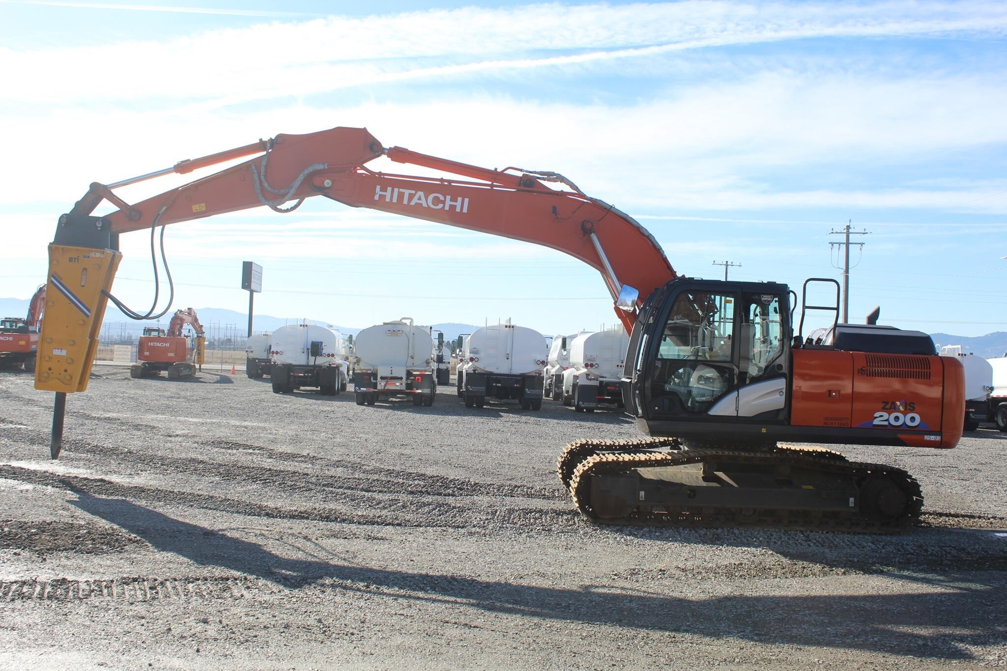 2021 HITACHI ZX200-6 in Spokane, WA