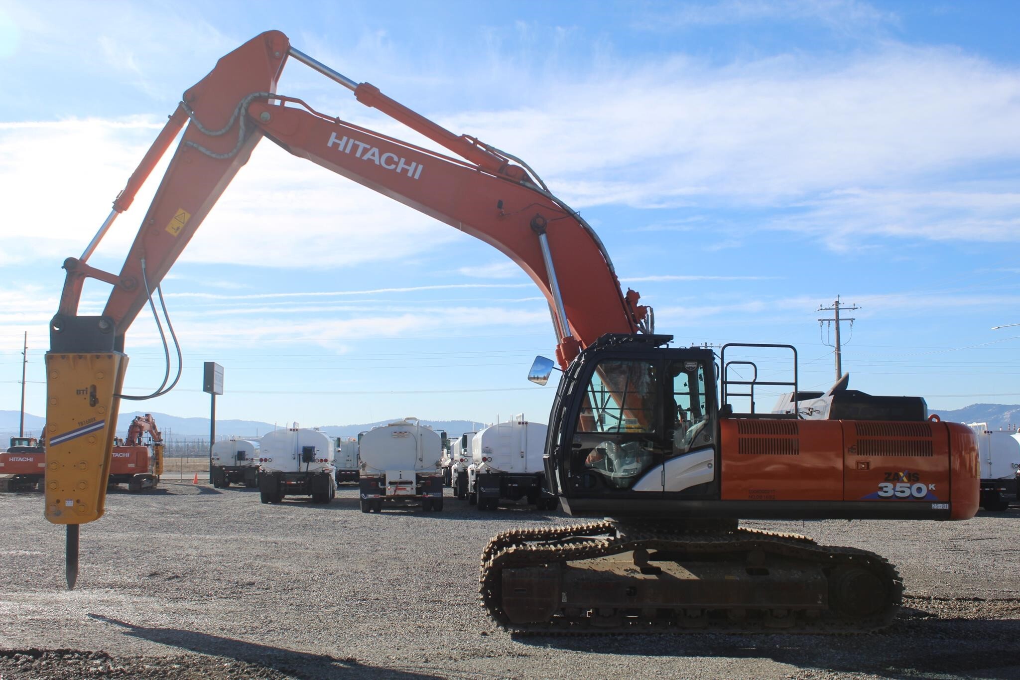 2020 HITACHI ZX350K-6 in Spokane, WA