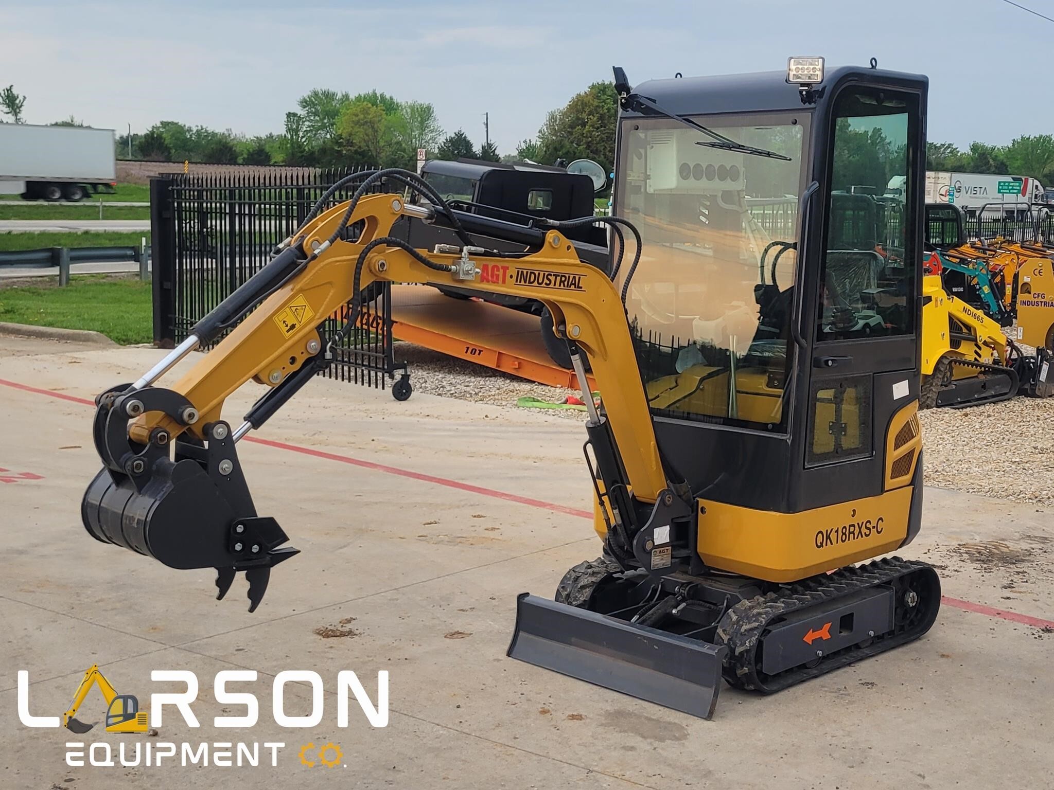 2024 AGROTK QK18RXS-C in Strafford, MO