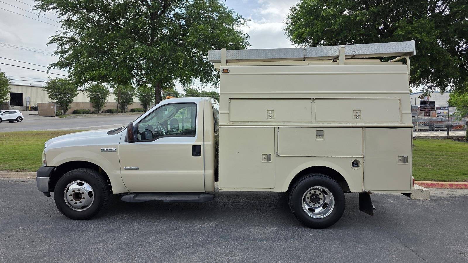 2006 FORD F350 XLT in San Antonio, TX