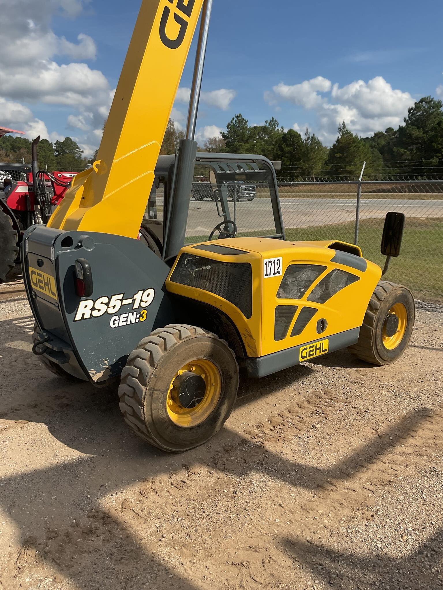 2017 GEHL RS5-19 in Livingston, TX