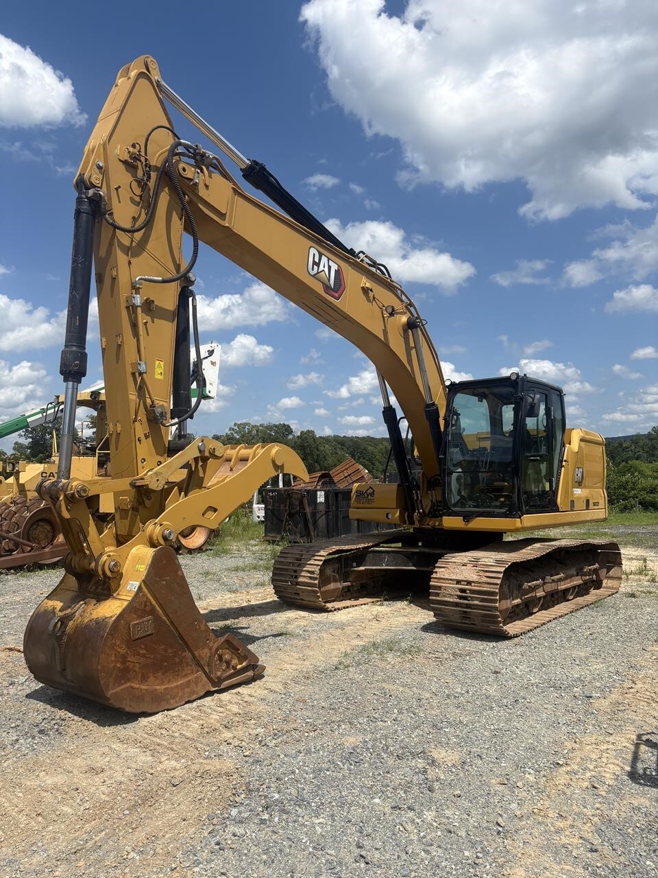 2022 CATERPILLAR 320 in Asheboro, NC
