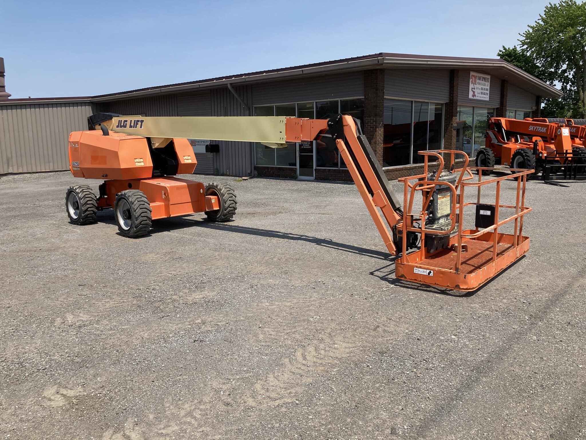 2015 JLG 660SJ in Batavia, NY