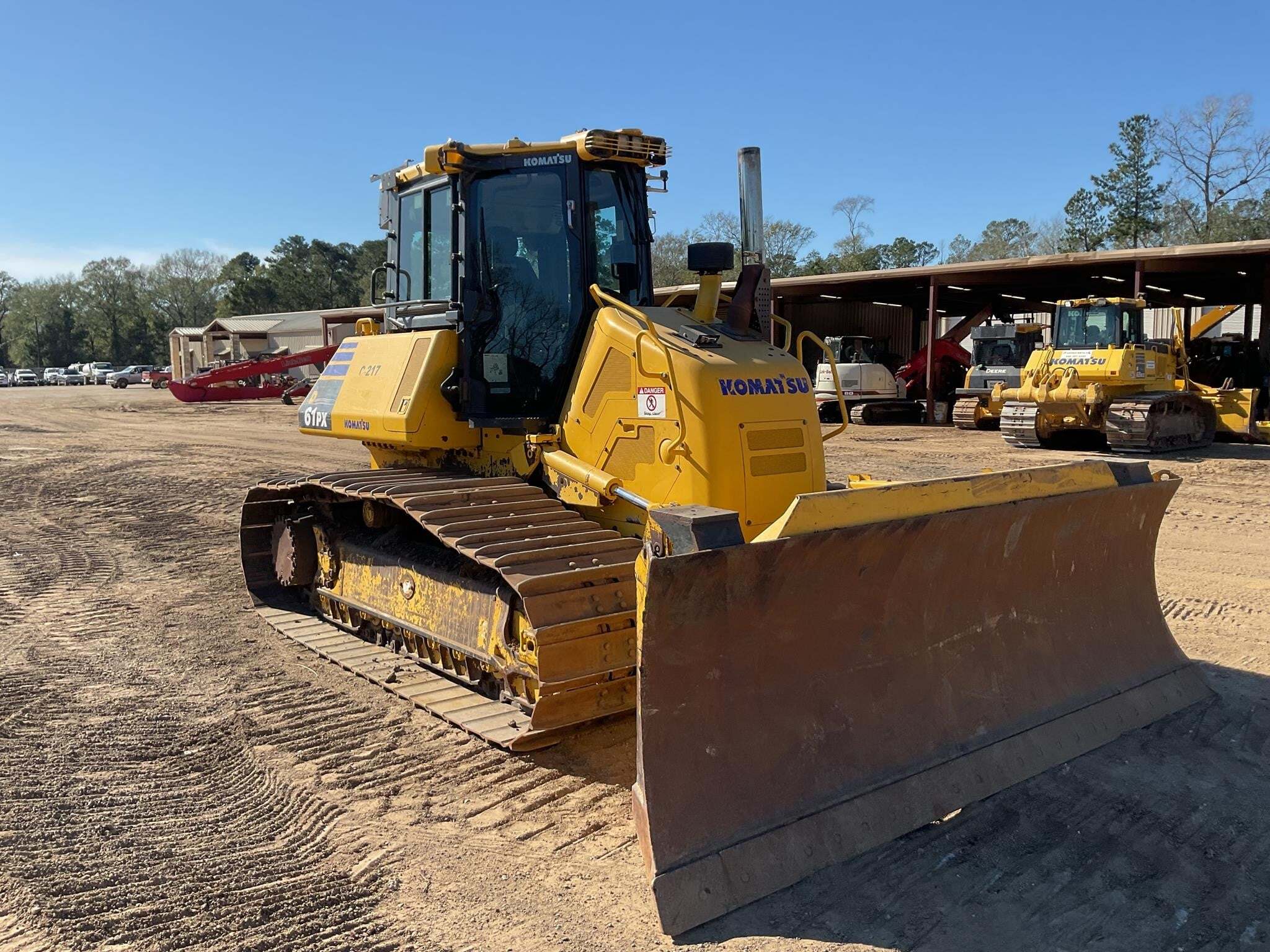 2021 KOMATSU D61PX-24 in Livingston, TX