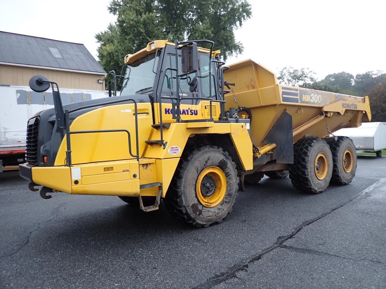 2019 KOMATSU HM300-5 in Manheim, PA