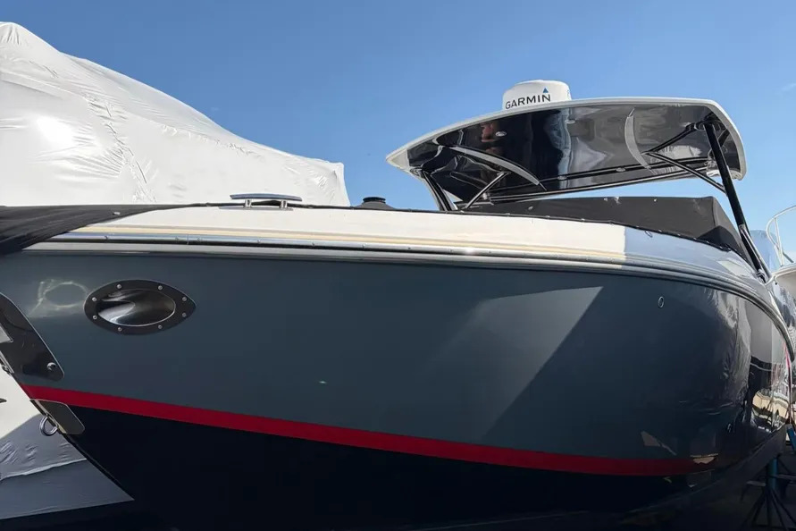 2020 Cobalt R30 Jet Drive Engine boat