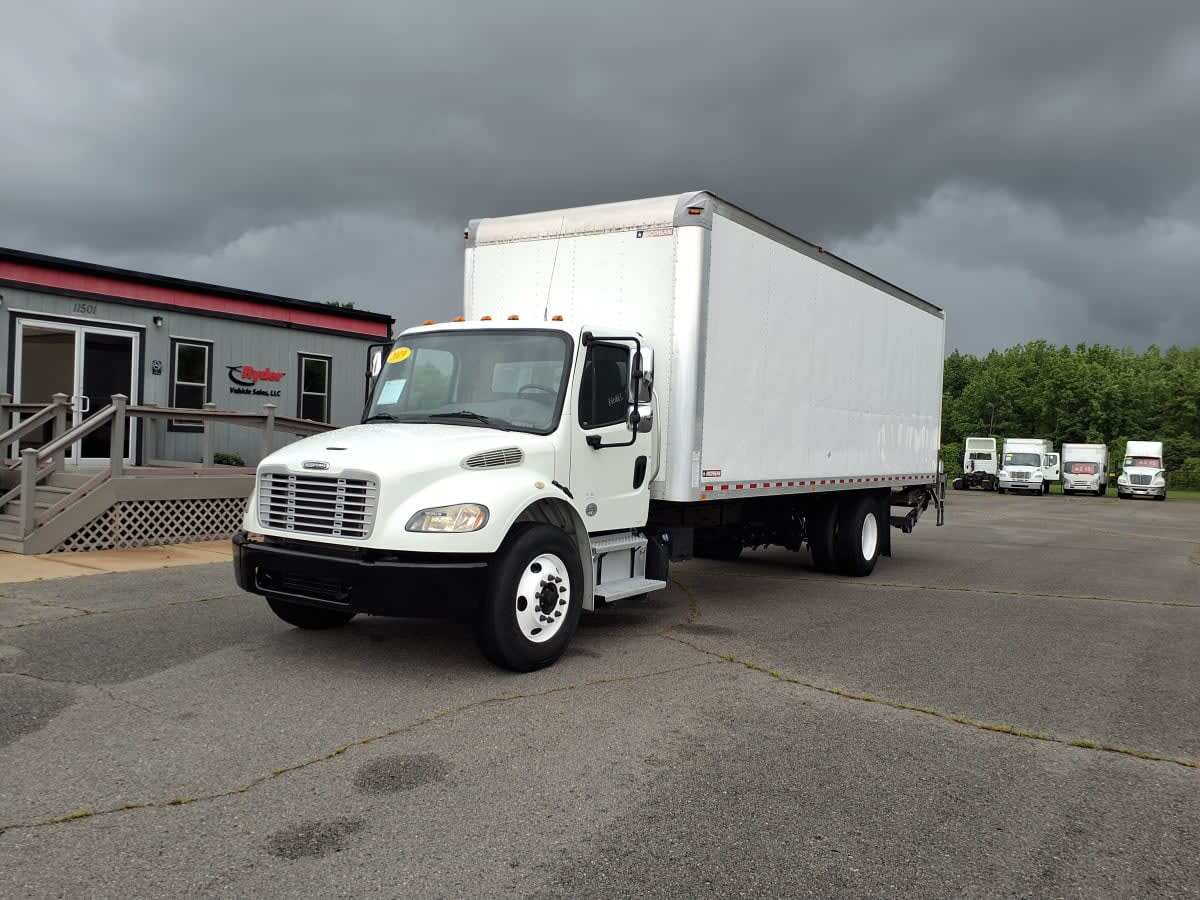 2019 FREIGHTLINER BUSINESS CLASS M2 106 in North Little Rock, AR