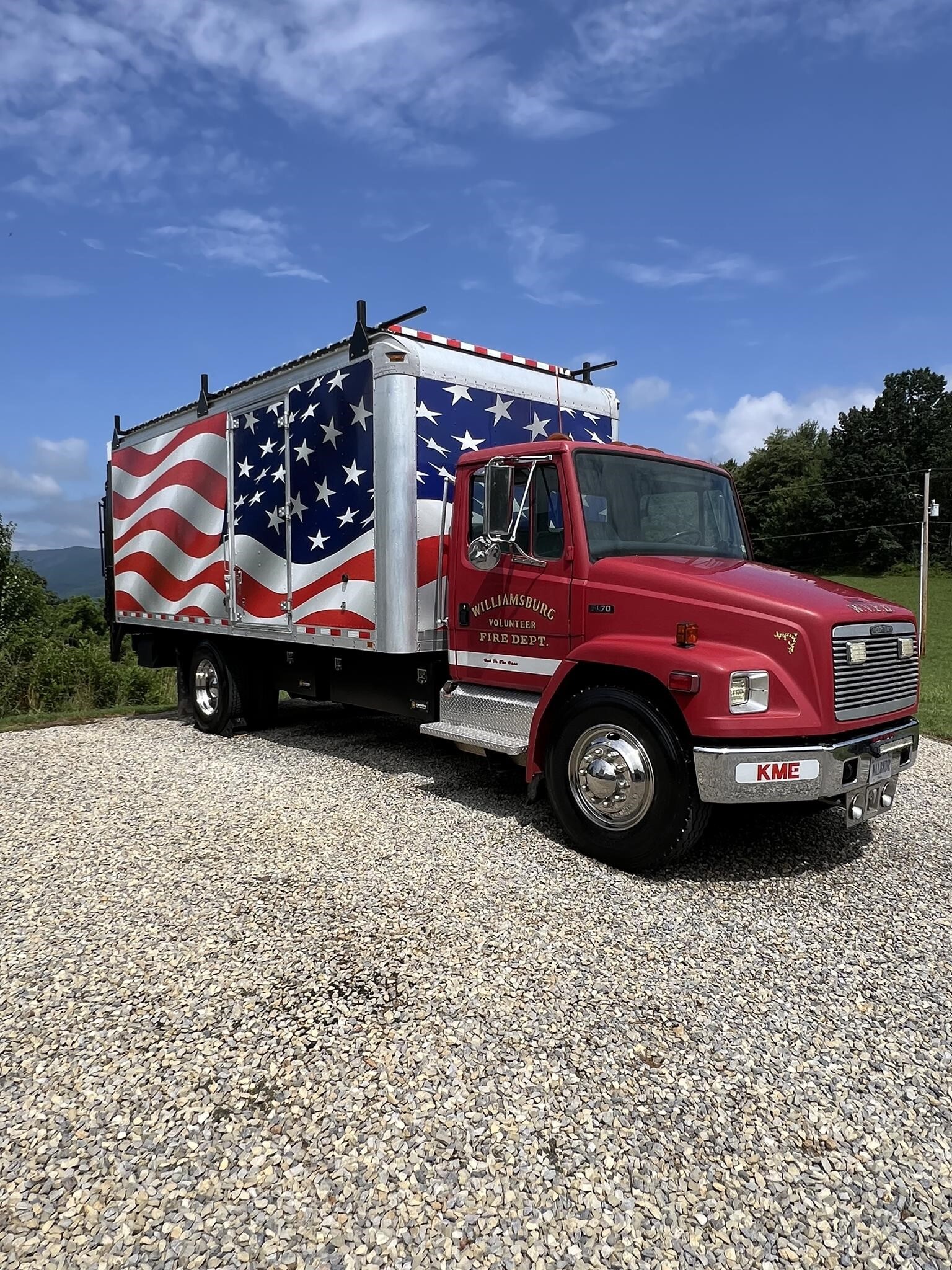 1993 FREIGHTLINER FL70 in Rich Creek, VA