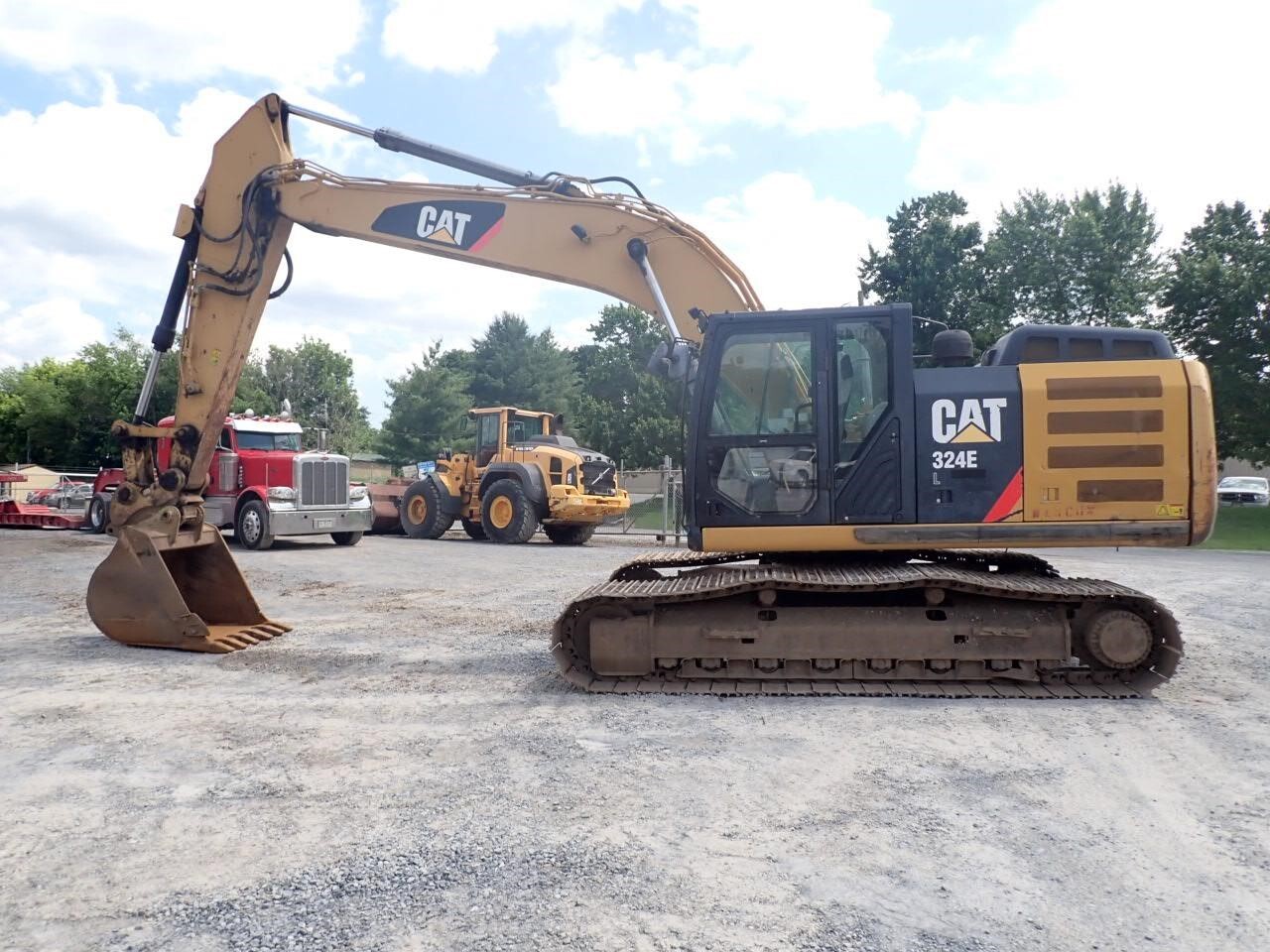 2013 CATERPILLAR 324EL in Manheim, PA