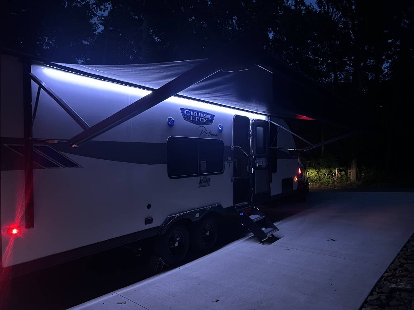 A photo of this 2023 Forest River SALEM CRUISE LITE 261BHXL