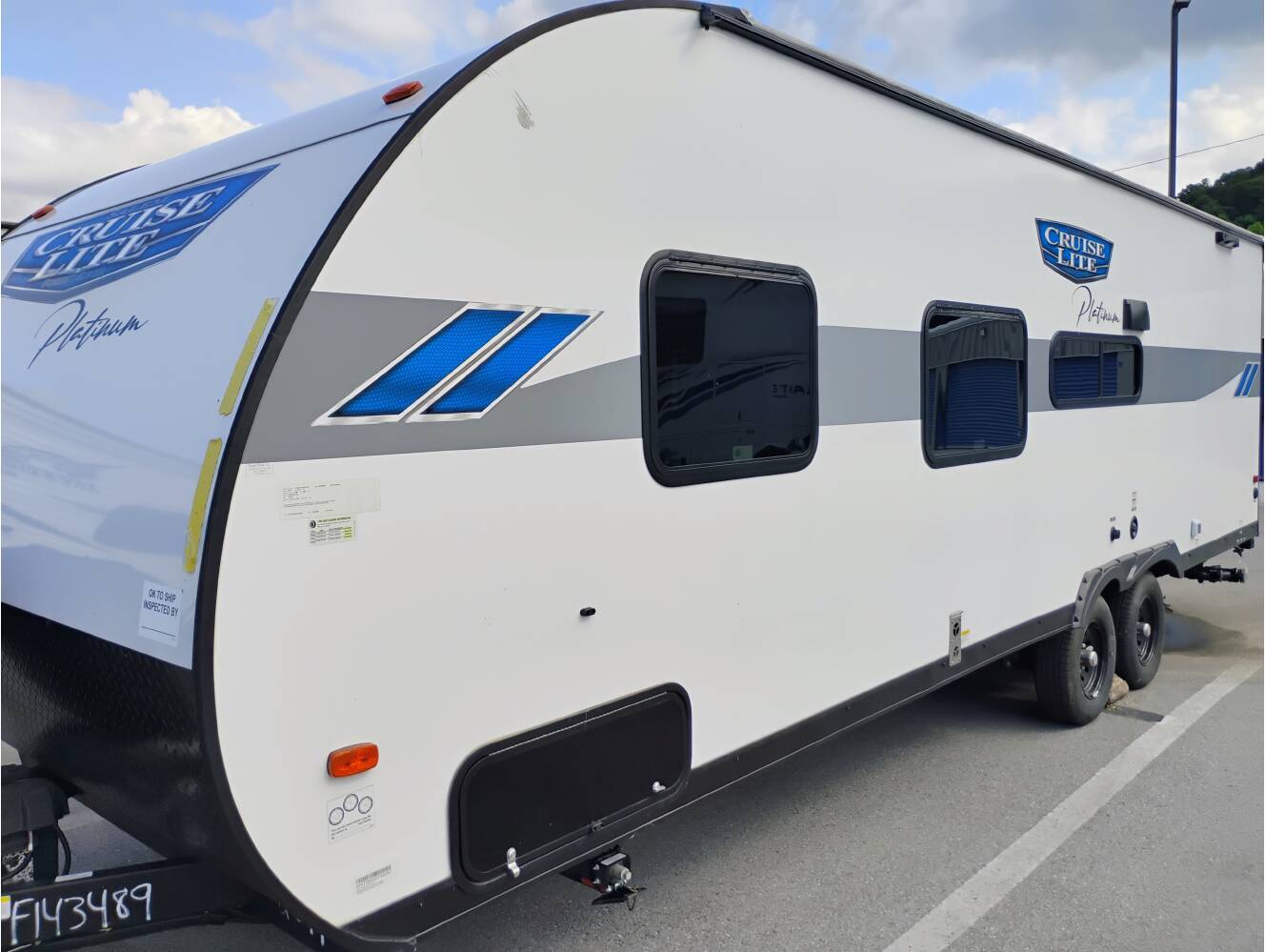 A photo of this 2023 Forest River SALEM CRUISE LITE 261BHXL