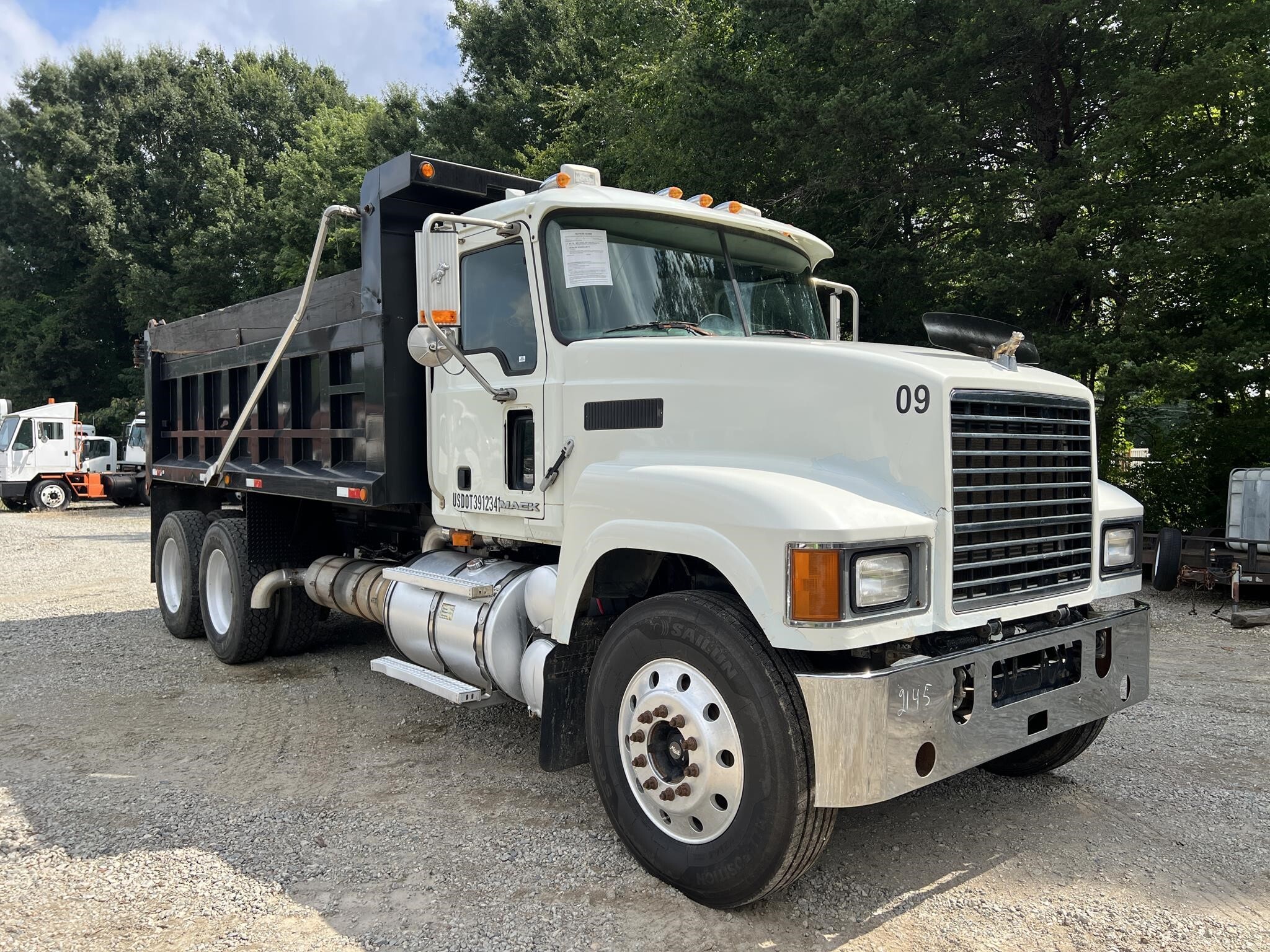 2009 MACK PINNACLE CHU613 in Greensboro, NC
