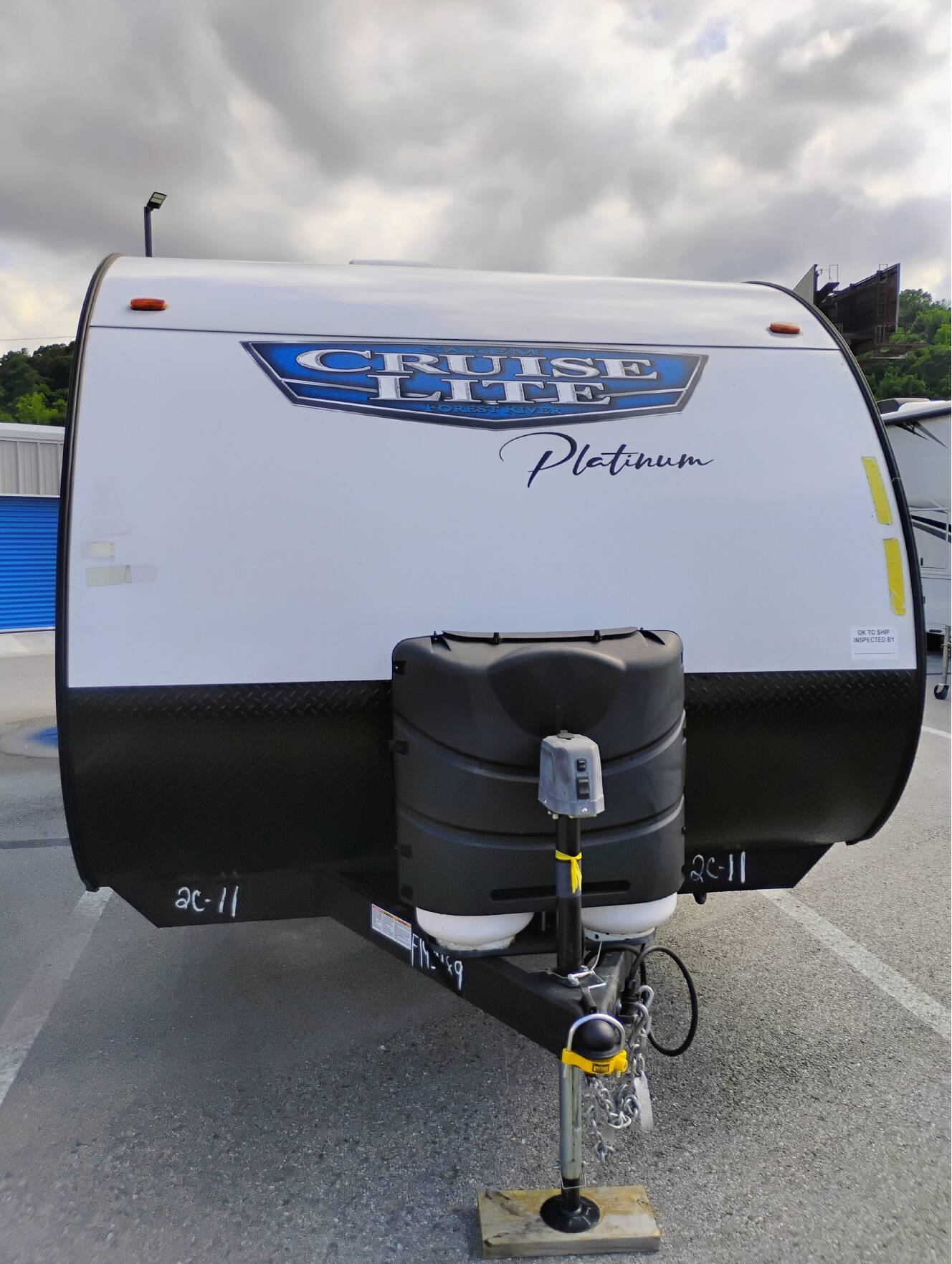 A photo of this 2023 Forest River SALEM CRUISE LITE 261BHXL