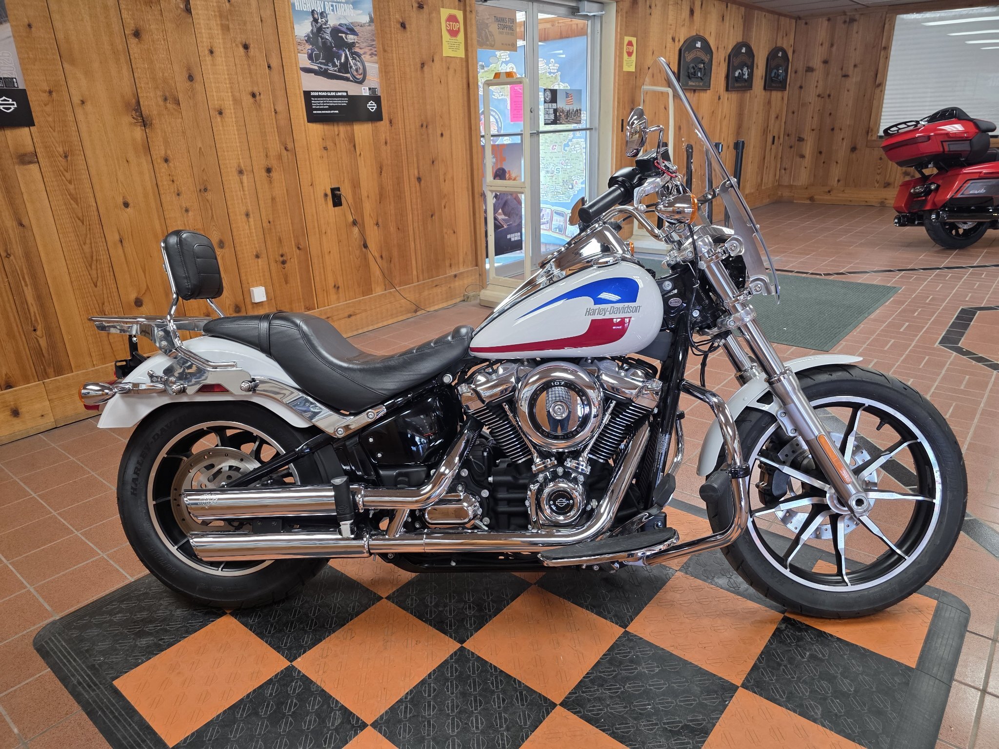 2020 Harley-Davidson Low Rider® in Cement City, MI