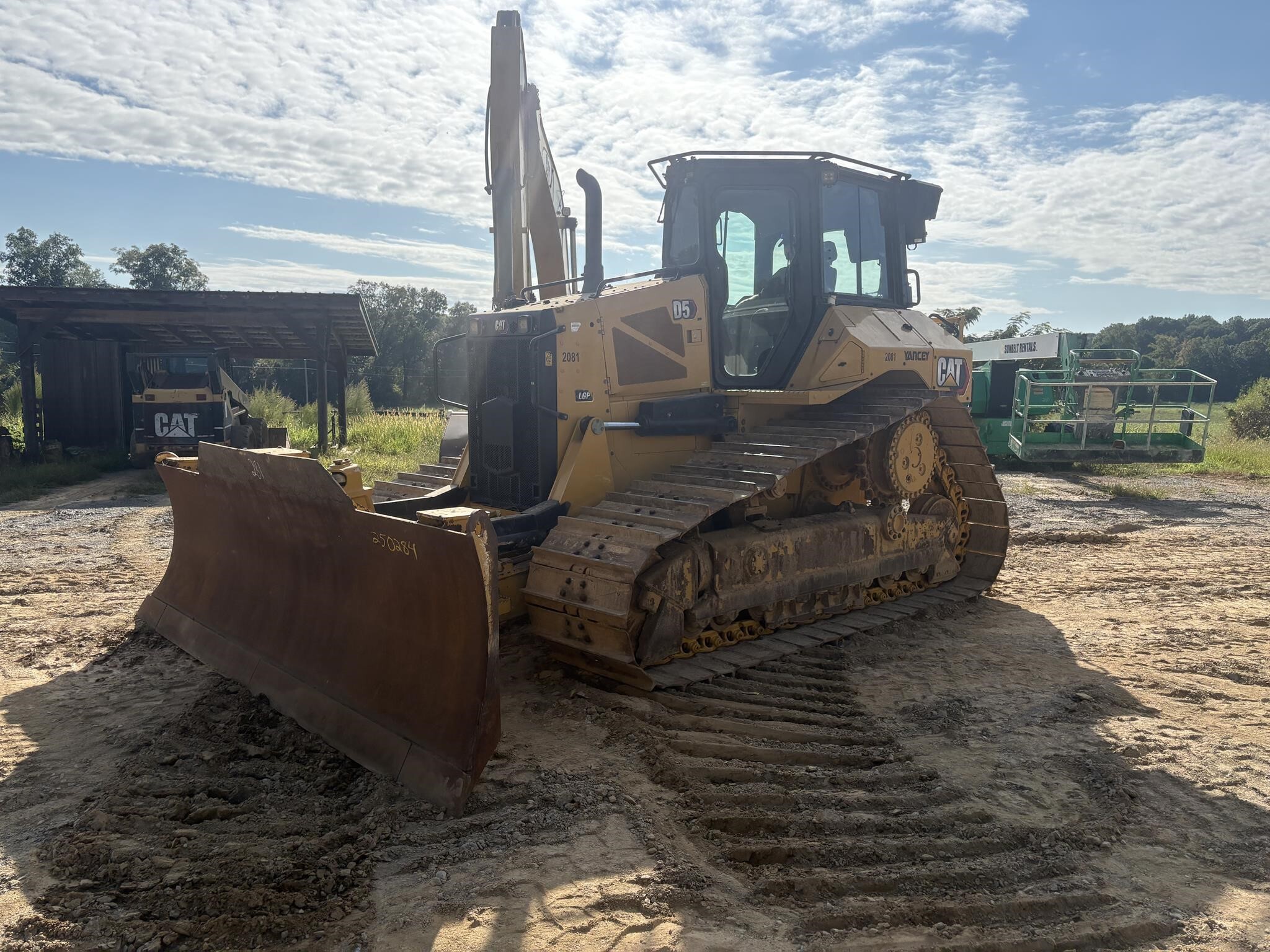 2021 CATERPILLAR D5 in Asheboro, NC