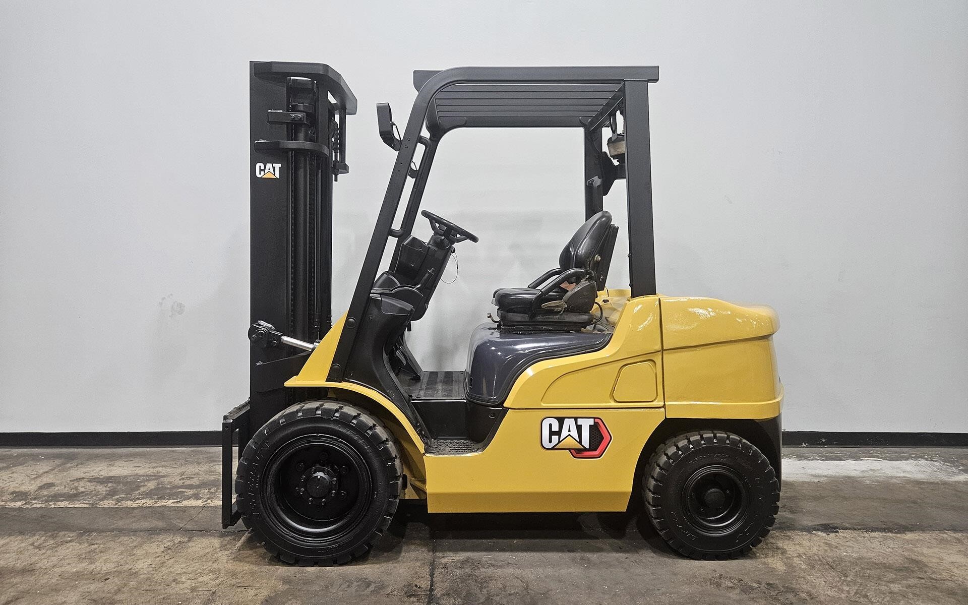 2021 CATERPILLAR DP30N in Palmetto, FL