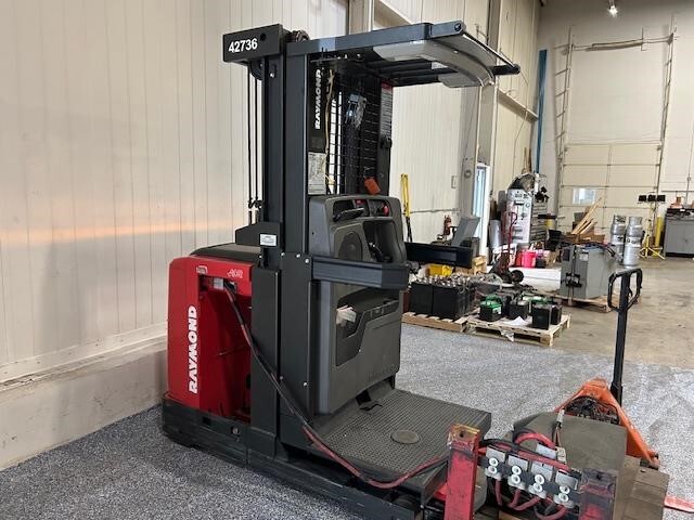 2015 RAYMOND 540OPC30TT in Batavia, IL