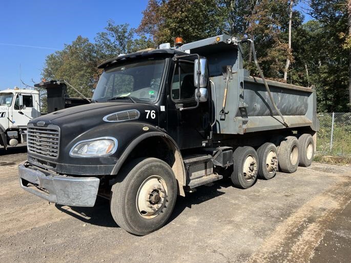 2008 FREIGHTLINER BUSINESS CLASS M2 106 in Chantilly, VA