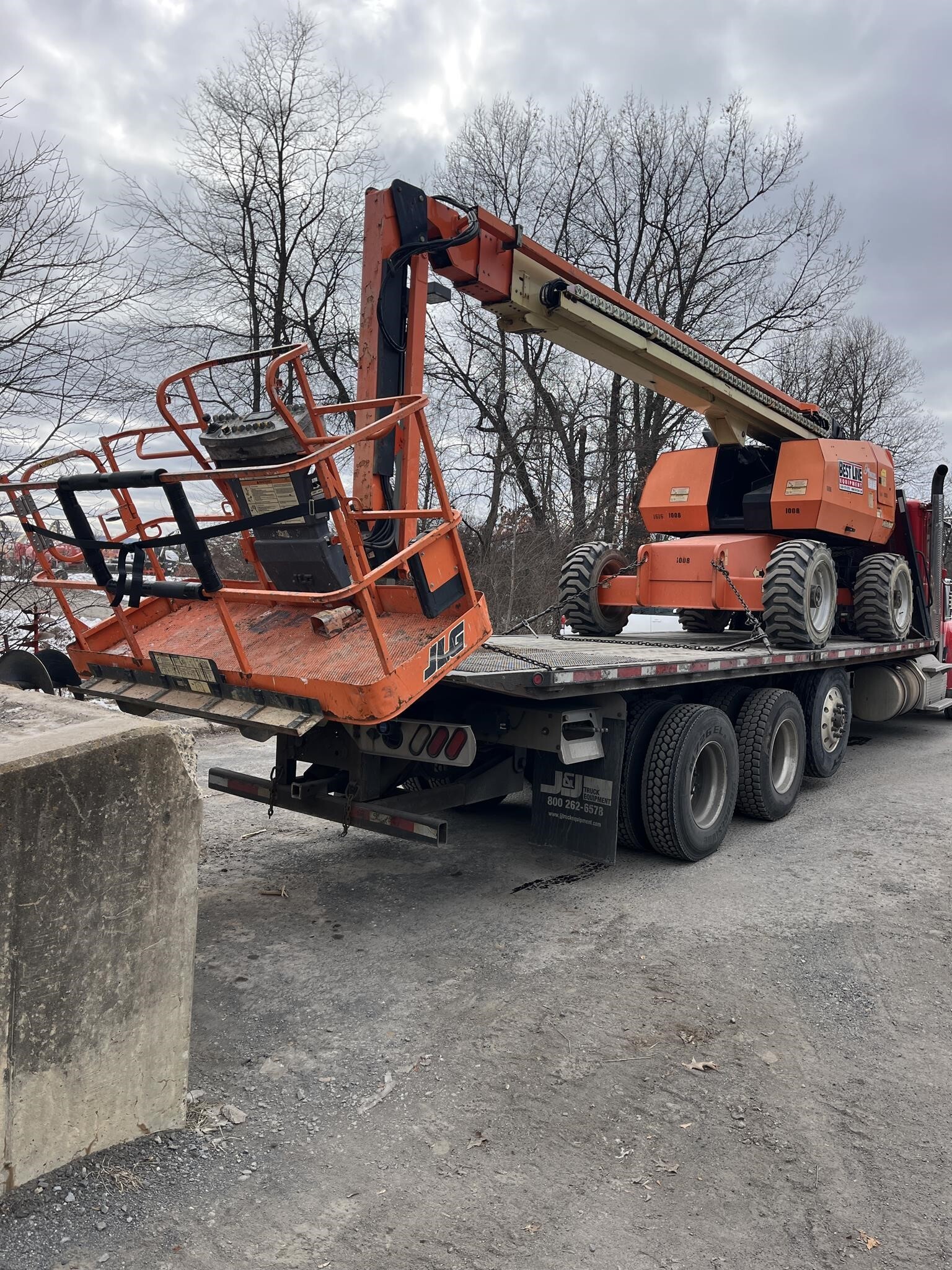 2012 JLG 660SJ in State College, PA