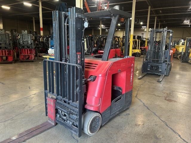 2020 RAYMOND 425C40TT in Batavia, IL