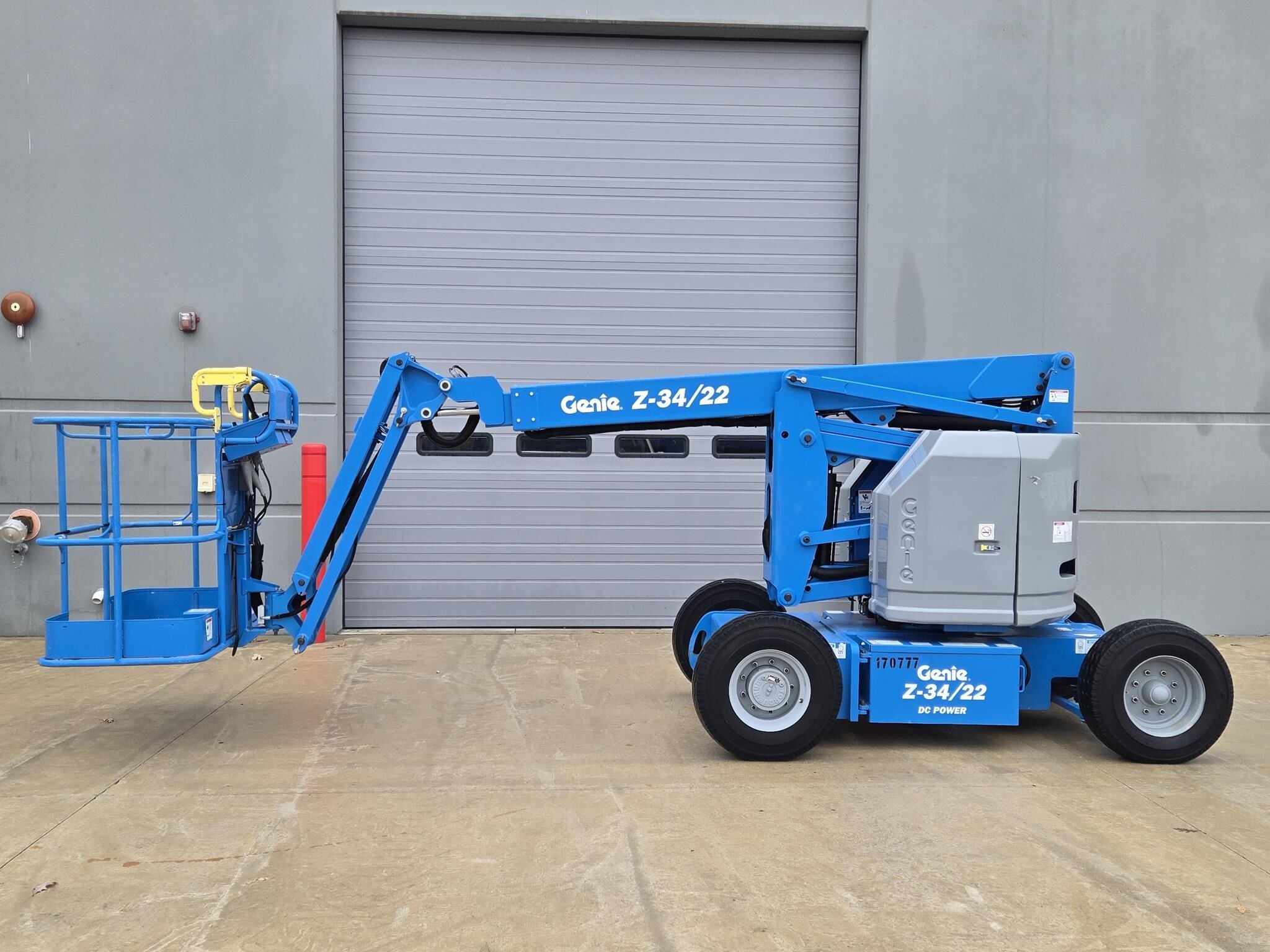 2017 GENIE Z34/22DC in Rockdale, IL