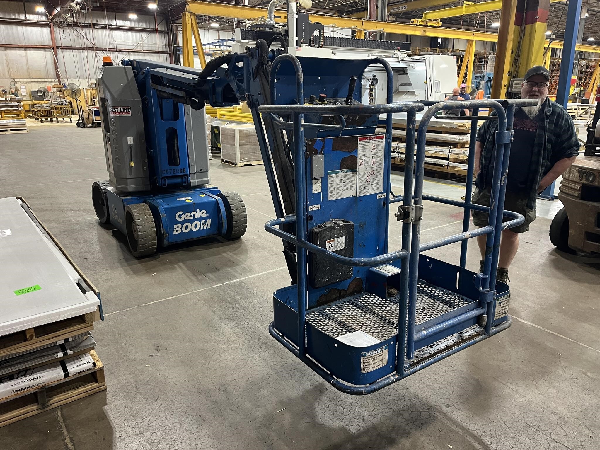 Genie Articulated Boom Lift Equipment listings For Sale Near Lake