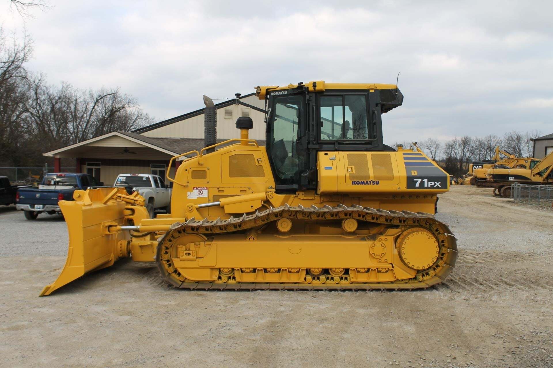 2022 KOMATSU D71PX-24 in Pleasureville, KY