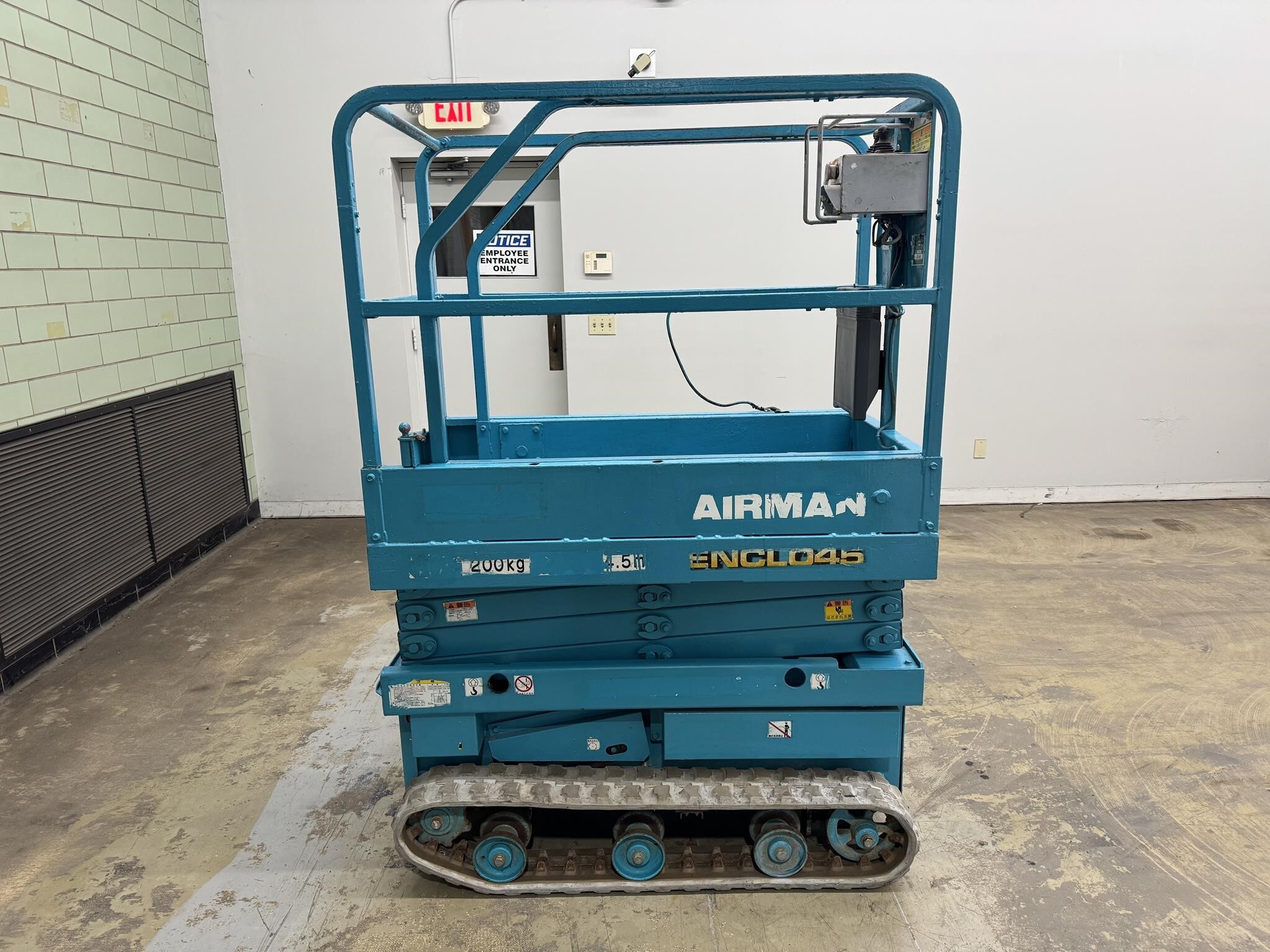 2010 AIRMAN ENCL045 in Minneapolis, MN