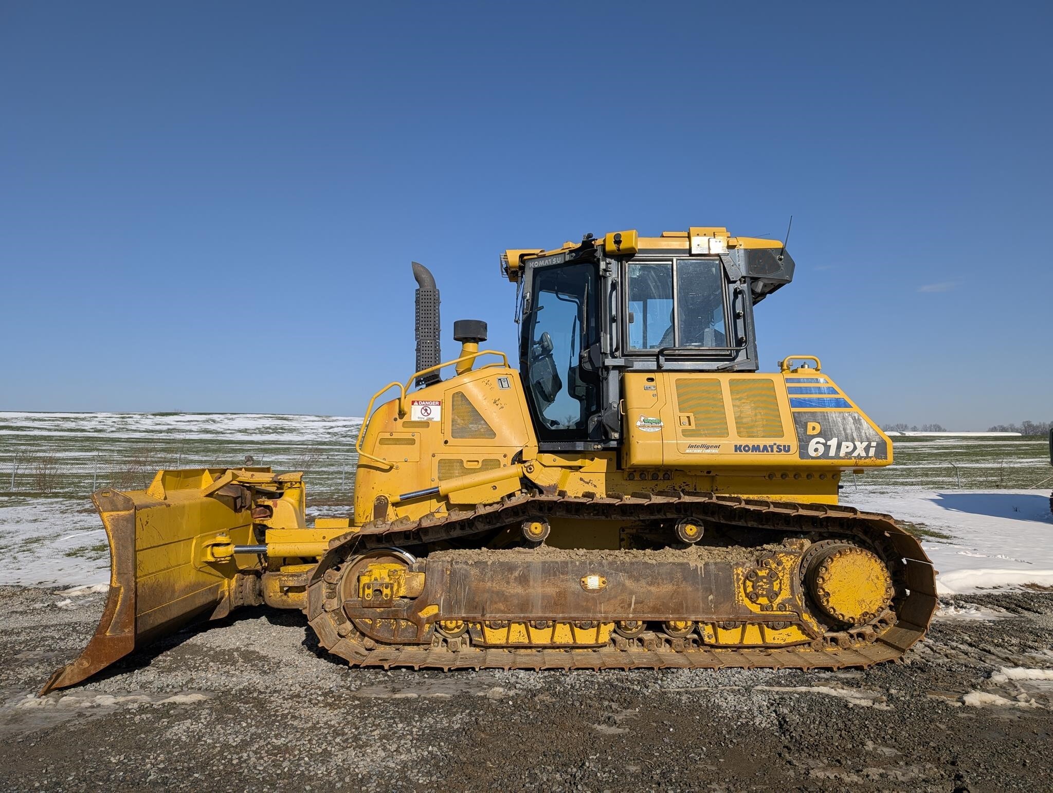 2017 KOMATSU D61PXi-24 in Womelsdorf, PA