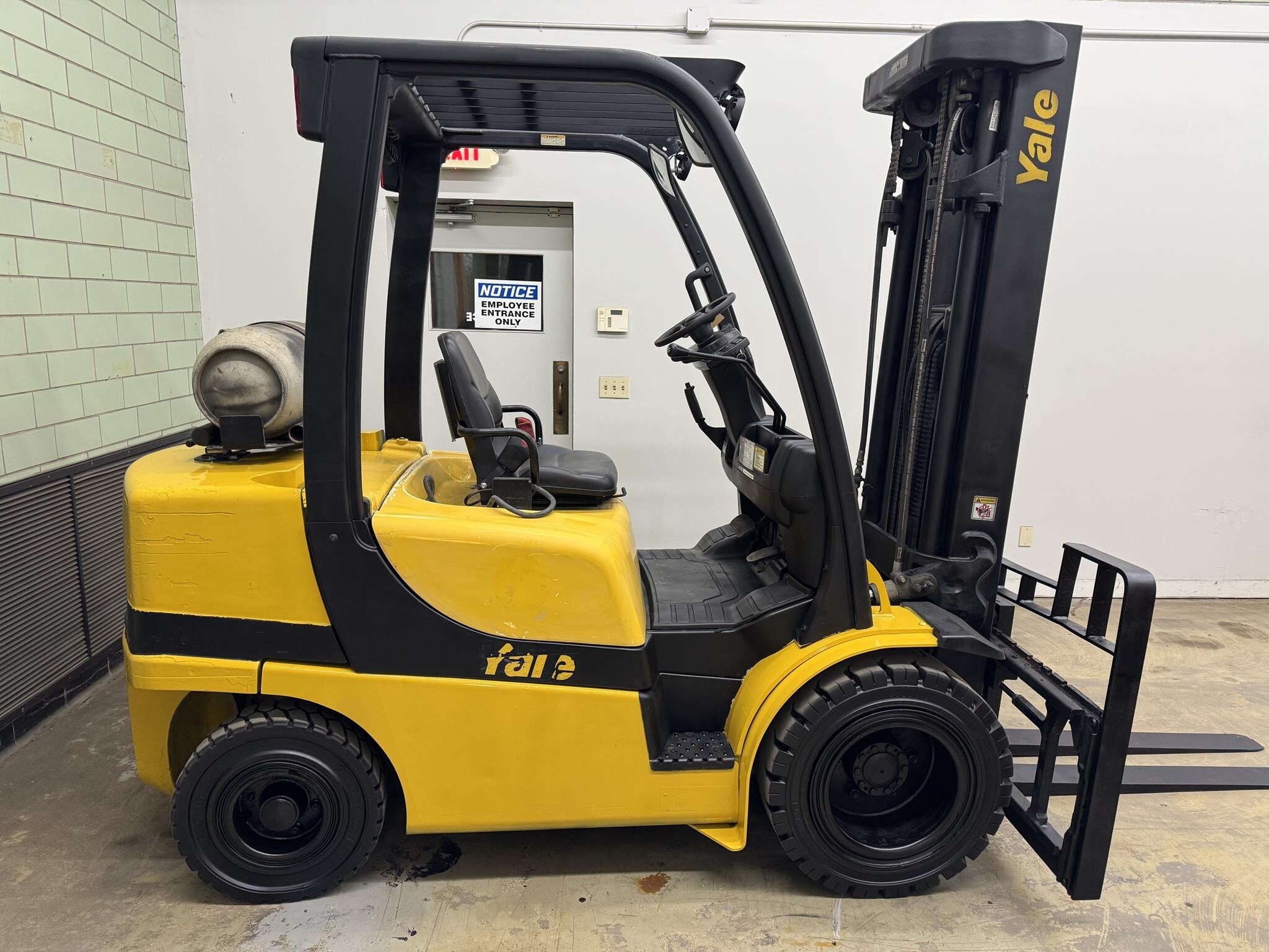 2016 YALE GLP060VX in Minneapolis, MN